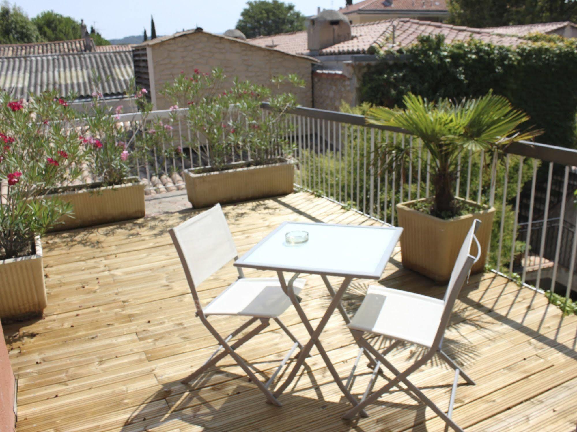 Le Concorde Hotel 3*
